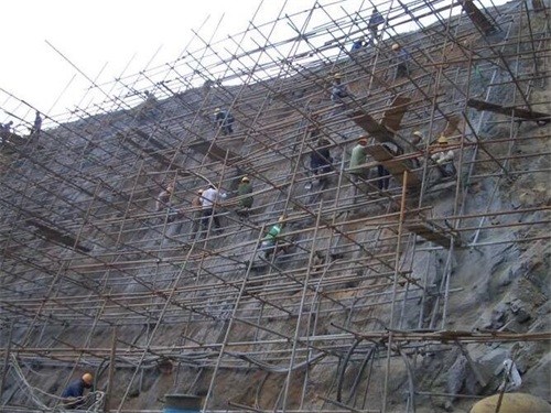 阿巴嘎公路桩基检测